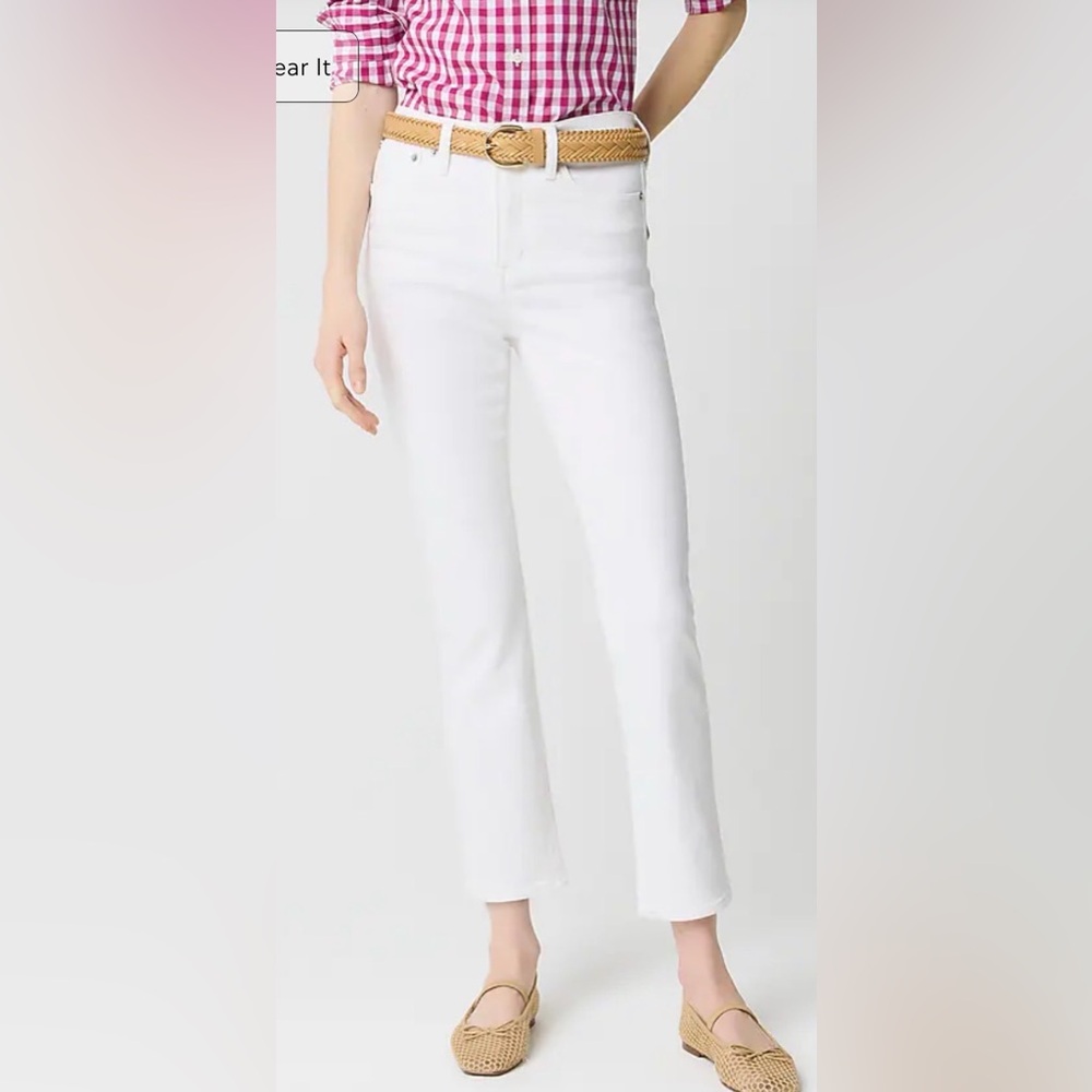 Essential straight white jean in all-day stretch